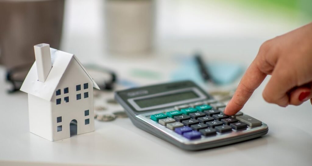 How to Calculate Monthly Payments with HELOCMortgage Rates